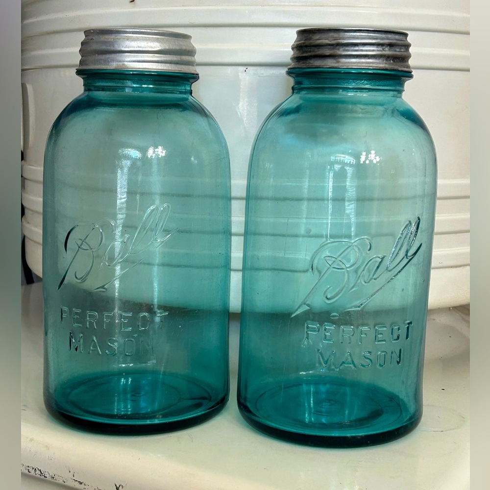 Vintage half gallon ball perfect mason jars number 6, 5 with PRESTO ids